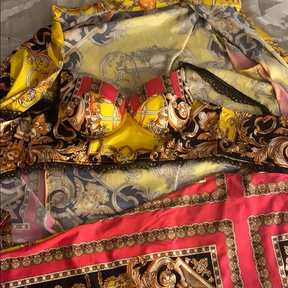 Womens 3 piece set - Picture 2 of 7